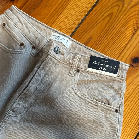 NWT Abercrombie & Fitch curve love jeans size 29 - Picture 2 of 3